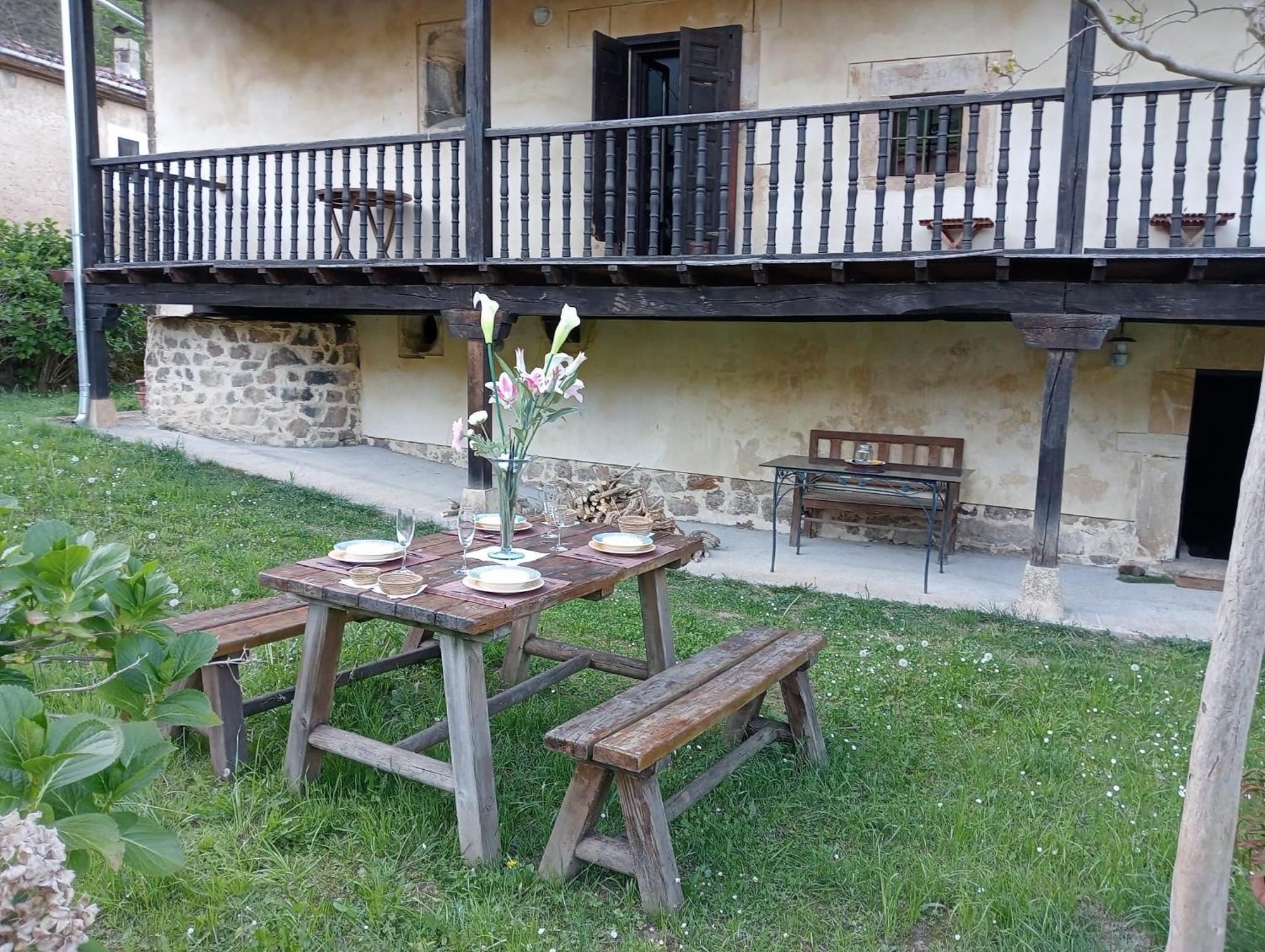 Palacio Rural de Inguanzo de Cabrales Villa Exterior foto